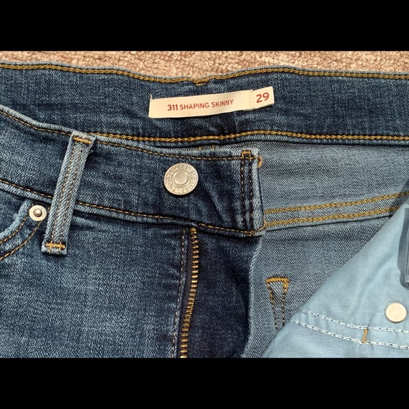 Levi’s 311 Shaping Skinny Jeans Great Condition. - Picture 4 of 6